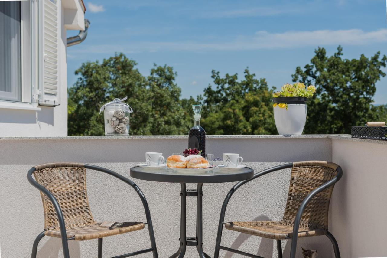 Studio Apartment Harmony Np Krka Lozovac Exterior foto